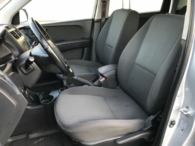 Серый Киа Sportage, объемом двигателя 2 л и пробегом 133 тыс. км за 2399 $, фото 8 на Automoto.ua