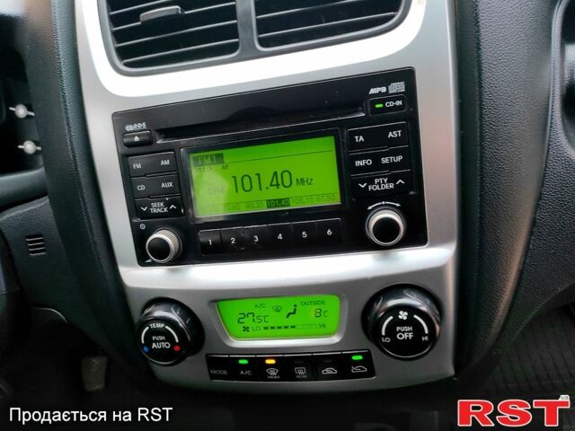 Серый Киа Sportage, объемом двигателя 2 л и пробегом 250 тыс. км за 8250 $, фото 8 на Automoto.ua