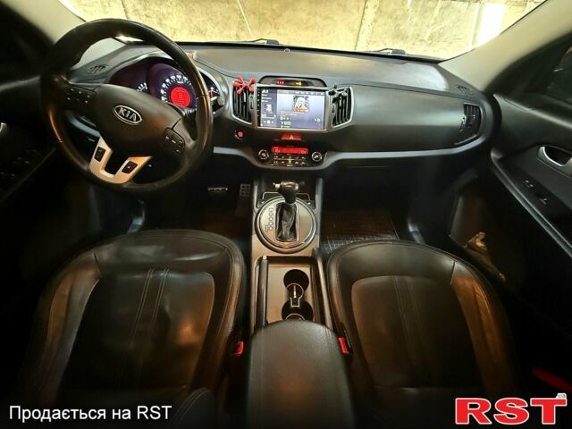 Сірий Кіа Sportage, об'ємом двигуна 2 л та пробігом 198 тис. км за 12500 $, фото 6 на Automoto.ua