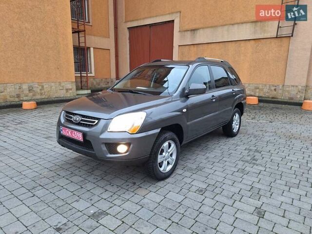 Серый Киа Sportage, объемом двигателя 2 л и пробегом 162 тыс. км за 8350 $, фото 1 на Automoto.ua