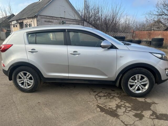 Серый Киа Sportage, объемом двигателя 2 л и пробегом 210 тыс. км за 10300 $, фото 3 на Automoto.ua