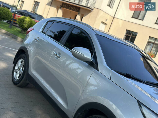 Серый Киа Sportage, объемом двигателя 1.69 л и пробегом 320 тыс. км за 11499 $, фото 16 на Automoto.ua