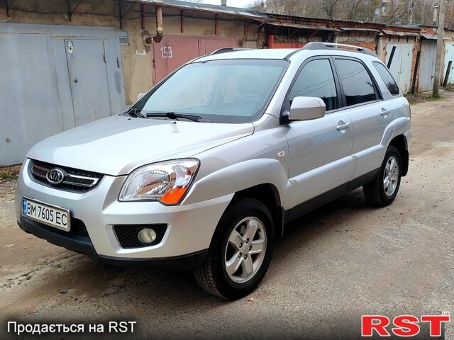 Серый Киа Sportage, объемом двигателя 2 л и пробегом 250 тыс. км за 8250 $, фото 13 на Automoto.ua