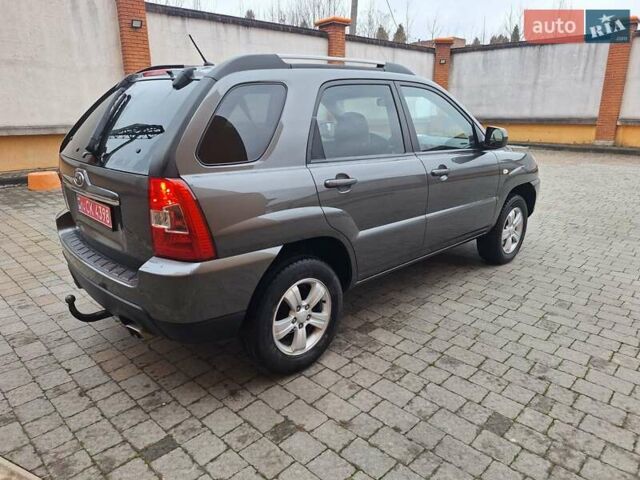 Серый Киа Sportage, объемом двигателя 2 л и пробегом 162 тыс. км за 8350 $, фото 8 на Automoto.ua