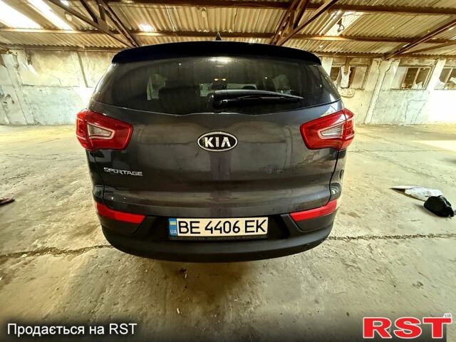 Сірий Кіа Sportage, об'ємом двигуна 2 л та пробігом 198 тис. км за 12500 $, фото 2 на Automoto.ua