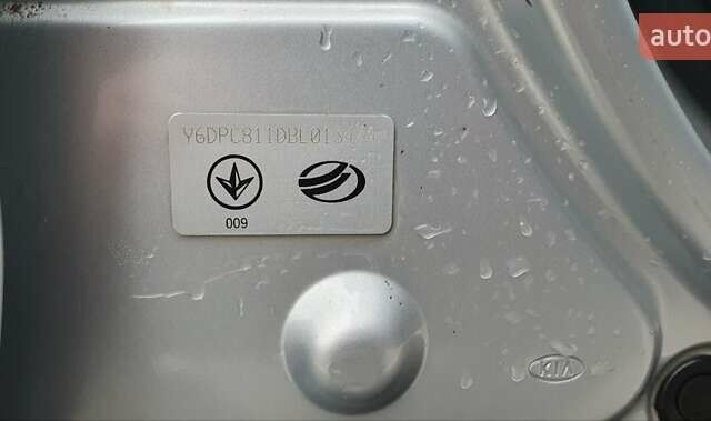 Серый Киа Sportage, объемом двигателя 2 л и пробегом 198 тыс. км за 13500 $, фото 36 на Automoto.ua