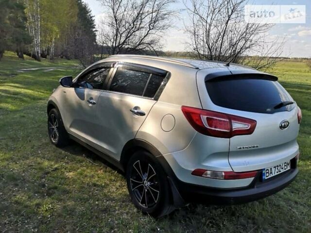 Серый Киа Sportage, объемом двигателя 2 л и пробегом 180 тыс. км за 12900 $, фото 13 на Automoto.ua