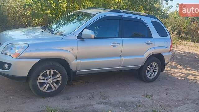 Сірий Кіа Sportage, об'ємом двигуна 1.98 л та пробігом 163 тис. км за 9400 $, фото 1 на Automoto.ua