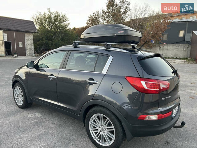 Серый Киа Sportage, объемом двигателя 1.7 л и пробегом 231 тыс. км за 11500 $, фото 3 на Automoto.ua