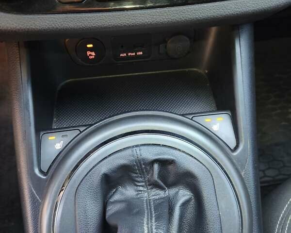 Серый Киа Sportage, объемом двигателя 2 л и пробегом 218 тыс. км за 11500 $, фото 15 на Automoto.ua