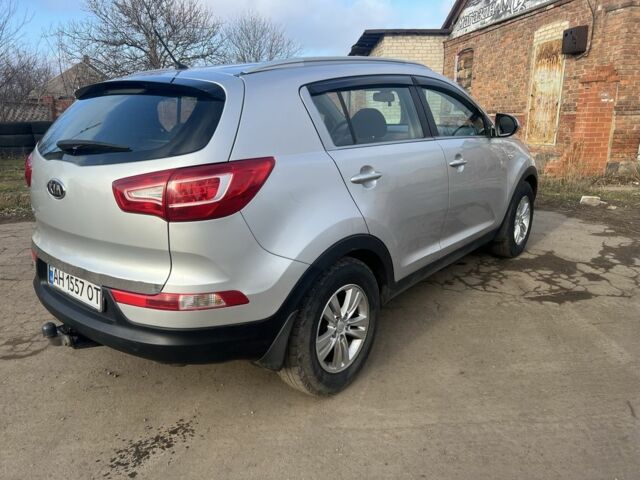 Серый Киа Sportage, объемом двигателя 2 л и пробегом 210 тыс. км за 10300 $, фото 1 на Automoto.ua