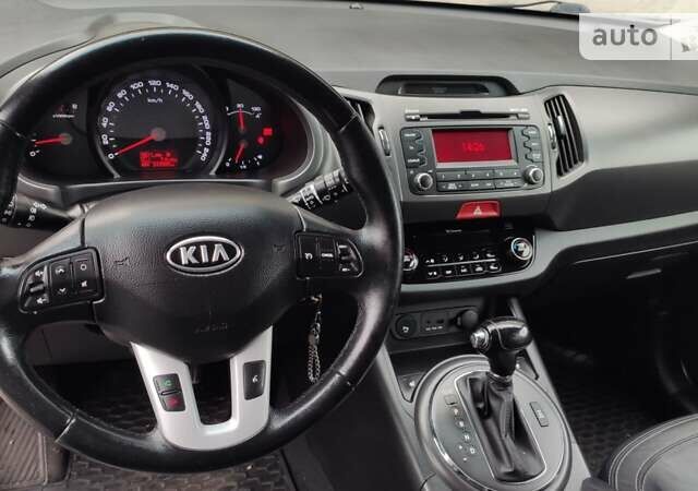 Серый Киа Sportage, объемом двигателя 2 л и пробегом 242 тыс. км за 13799 $, фото 11 на Automoto.ua