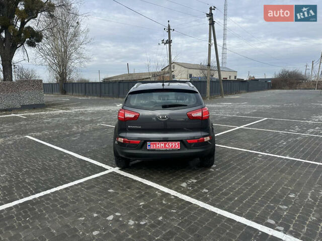 Серый Киа Sportage, объемом двигателя 1.6 л и пробегом 224 тыс. км за 10250 $, фото 5 на Automoto.ua
