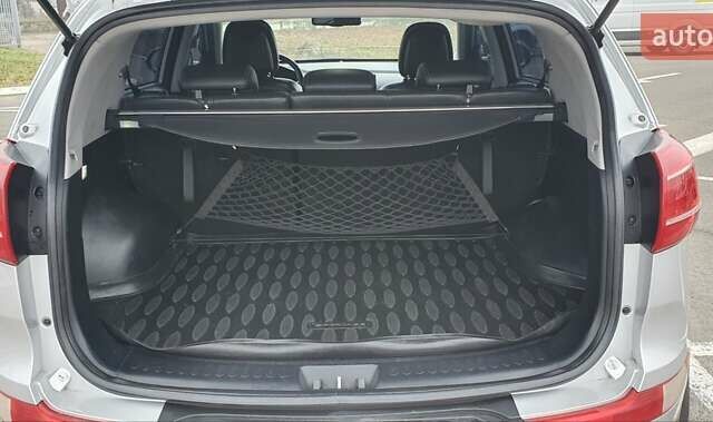 Серый Киа Sportage, объемом двигателя 2 л и пробегом 198 тыс. км за 13500 $, фото 17 на Automoto.ua