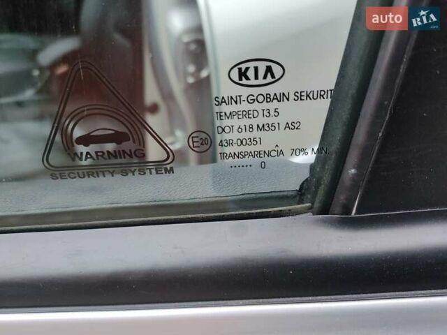 Серый Киа Sportage, объемом двигателя 1.99 л и пробегом 268 тыс. км за 8250 $, фото 21 на Automoto.ua