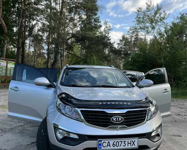Сірий Кіа Sportage, об'ємом двигуна 2 л та пробігом 145 тис. км за 12800 $, фото 8 на Automoto.ua