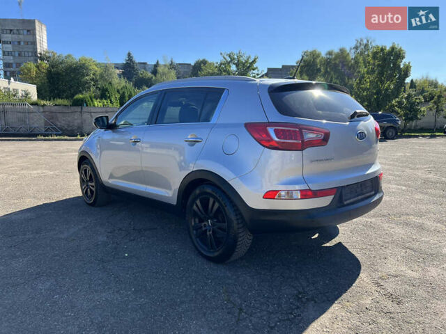 Сірий Кіа Sportage, об'ємом двигуна 2 л та пробігом 165 тис. км за 13900 $, фото 5 на Automoto.ua