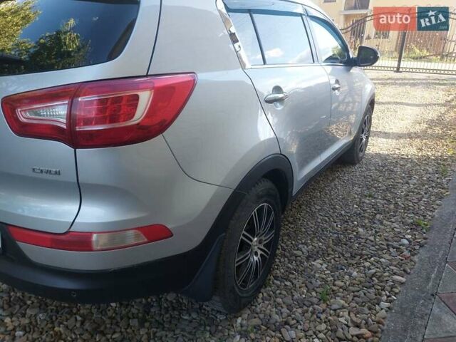 Серый Киа Sportage, объемом двигателя 1.69 л и пробегом 161 тыс. км за 10900 $, фото 4 на Automoto.ua