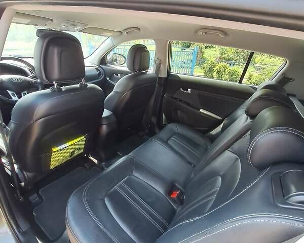 Серый Киа Sportage, объемом двигателя 2 л и пробегом 296 тыс. км за 12200 $, фото 9 на Automoto.ua