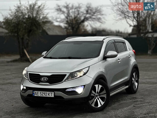 Серый Киа Sportage, объемом двигателя 2 л и пробегом 180 тыс. км за 10300 $, фото 3 на Automoto.ua