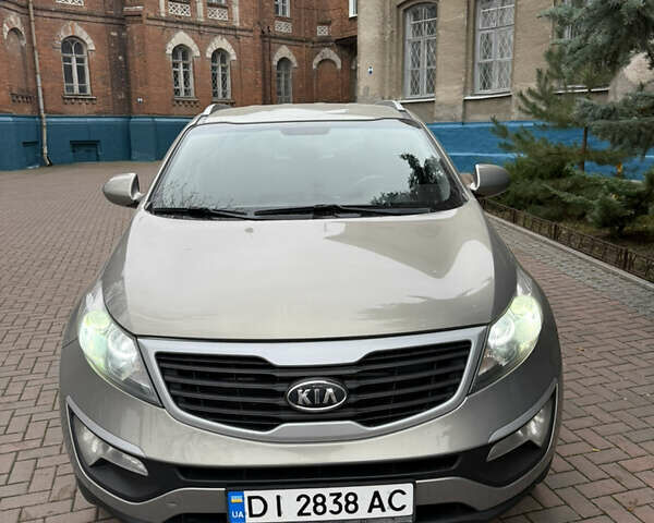 Серый Киа Sportage, объемом двигателя 2 л и пробегом 152 тыс. км за 13350 $, фото 3 на Automoto.ua