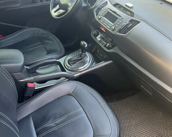 Серый Киа Sportage, объемом двигателя 2 л и пробегом 132 тыс. км за 13500 $, фото 26 на Automoto.ua