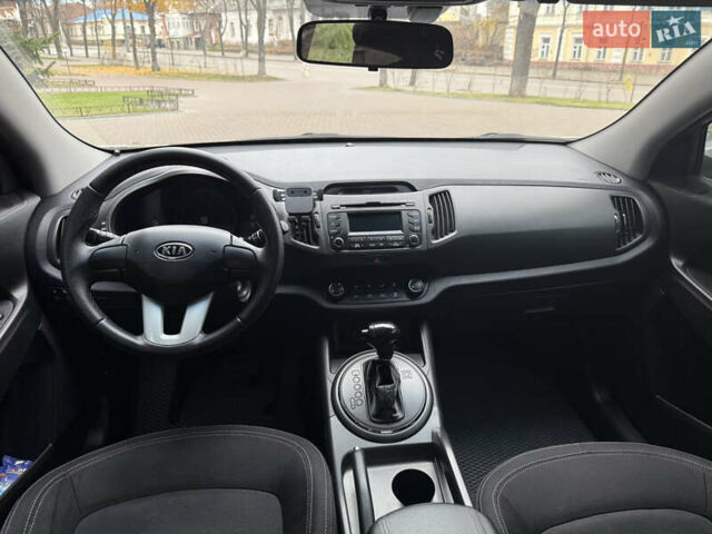 Серый Киа Sportage, объемом двигателя 2 л и пробегом 152 тыс. км за 13350 $, фото 16 на Automoto.ua