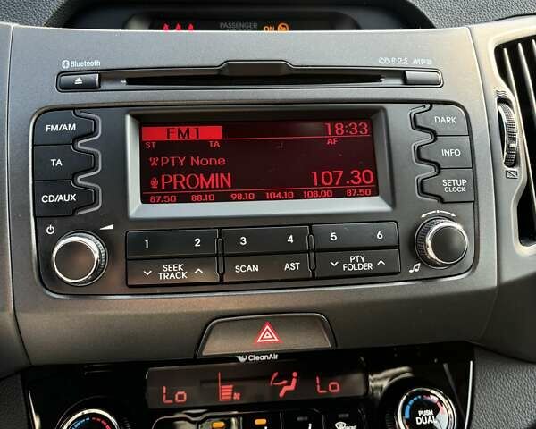 Серый Киа Sportage, объемом двигателя 2 л и пробегом 149 тыс. км за 14200 $, фото 18 на Automoto.ua