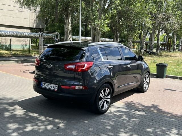 Серый Киа Sportage, объемом двигателя 2 л и пробегом 132 тыс. км за 12999 $, фото 4 на Automoto.ua