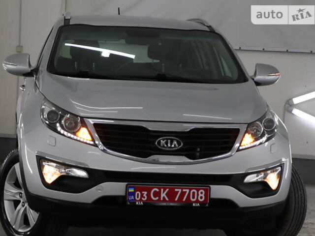 Серый Киа Sportage, объемом двигателя 2 л и пробегом 185 тыс. км за 12999 $, фото 127 на Automoto.ua