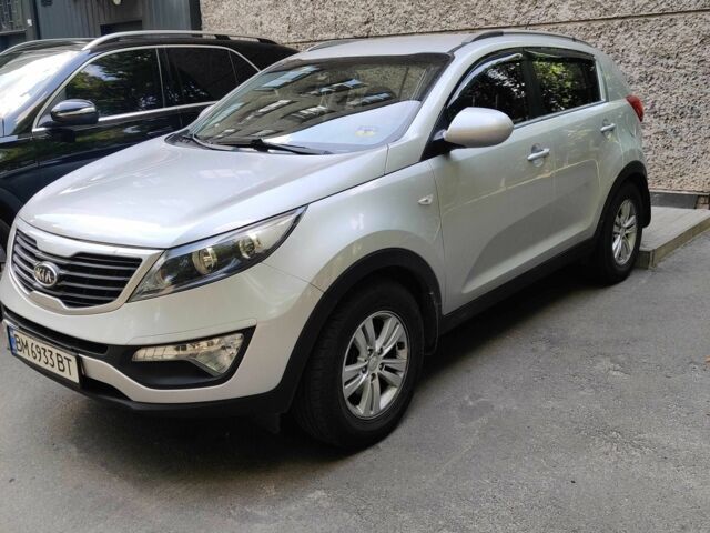 Серый Киа Sportage, объемом двигателя 2 л и пробегом 170 тыс. км за 11500 $, фото 3 на Automoto.ua