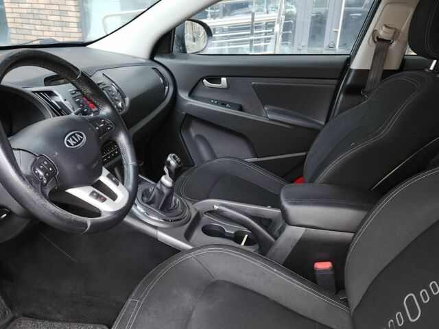 Серый Киа Sportage, объемом двигателя 2 л и пробегом 230 тыс. км за 11500 $, фото 21 на Automoto.ua