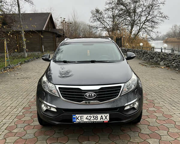 Сірий Кіа Sportage, об'ємом двигуна 2 л та пробігом 135 тис. км за 12499 $, фото 3 на Automoto.ua
