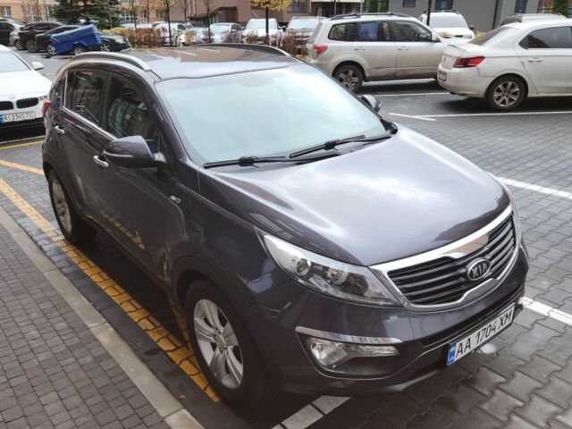 Серый Киа Sportage, объемом двигателя 2 л и пробегом 230 тыс. км за 11500 $, фото 4 на Automoto.ua