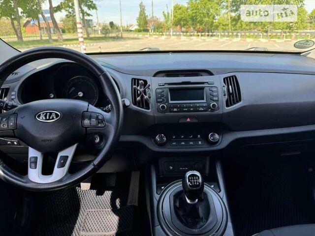 Сірий Кіа Sportage, об'ємом двигуна 1.7 л та пробігом 172 тис. км за 11500 $, фото 14 на Automoto.ua