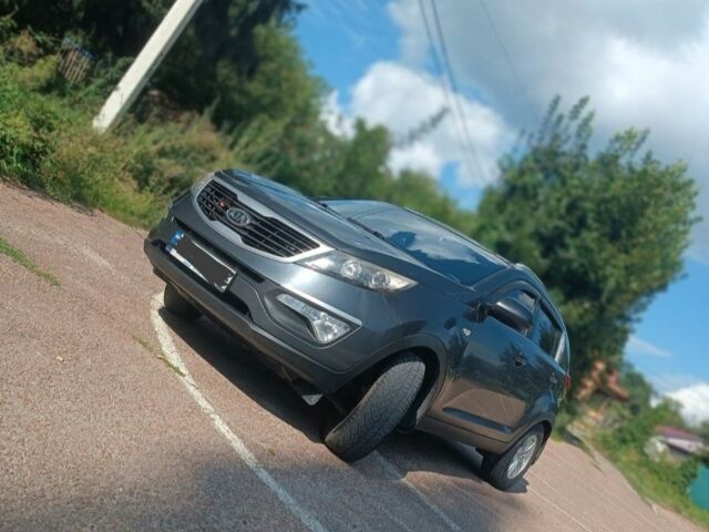 Серый Киа Sportage, объемом двигателя 2 л и пробегом 225 тыс. км за 11000 $, фото 1 на Automoto.ua