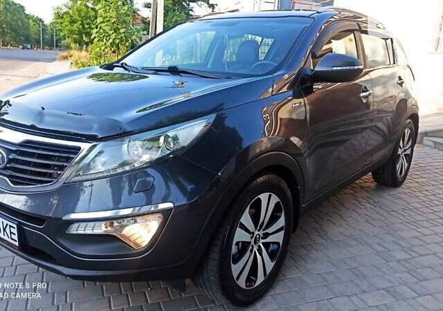 Серый Киа Sportage, объемом двигателя 2 л и пробегом 182 тыс. км за 13750 $, фото 2 на Automoto.ua