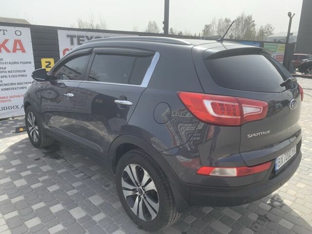 Сірий Кіа Sportage, об'ємом двигуна 2 л та пробігом 180 тис. км за 12500 $, фото 5 на Automoto.ua