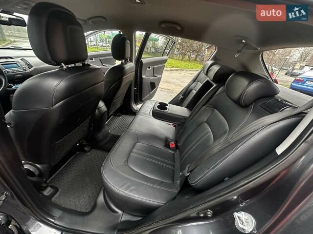 Сірий Кіа Sportage, об'ємом двигуна 2 л та пробігом 159 тис. км за 13499 $, фото 28 на Automoto.ua