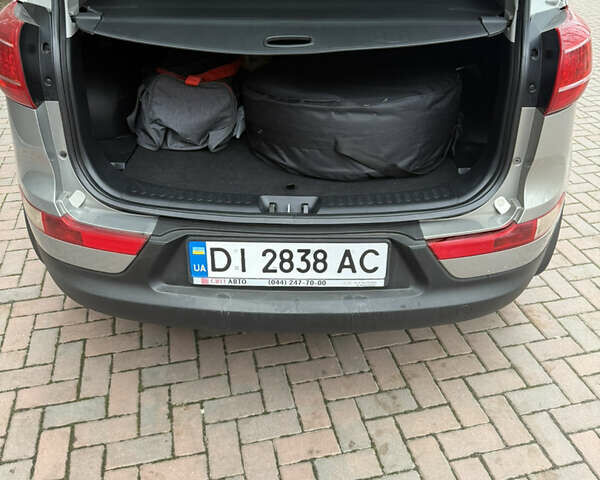 Серый Киа Sportage, объемом двигателя 2 л и пробегом 152 тыс. км за 13350 $, фото 13 на Automoto.ua