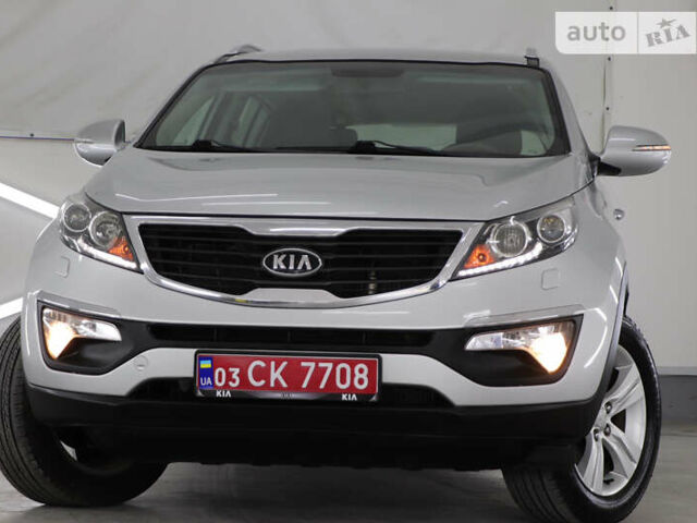 Серый Киа Sportage, объемом двигателя 2 л и пробегом 185 тыс. км за 12999 $, фото 179 на Automoto.ua