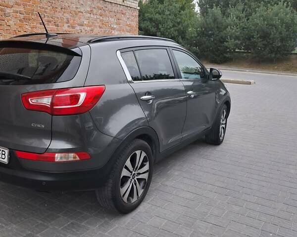 Серый Киа Sportage, объемом двигателя 2 л и пробегом 296 тыс. км за 12200 $, фото 3 на Automoto.ua