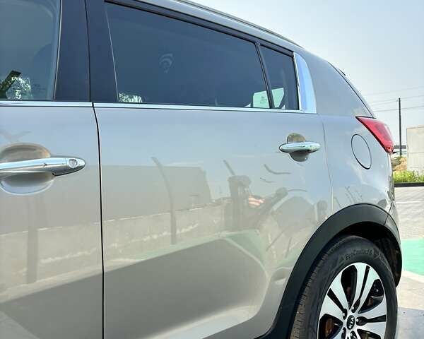 Серый Киа Sportage, объемом двигателя 2 л и пробегом 149 тыс. км за 14200 $, фото 11 на Automoto.ua