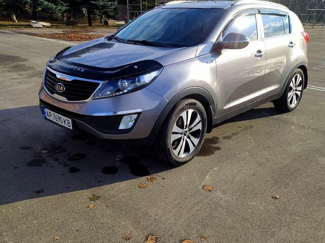 Серый Киа Sportage, объемом двигателя 2 л и пробегом 136 тыс. км за 13000 $, фото 1 на Automoto.ua