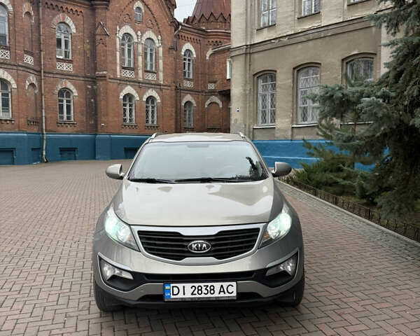 Серый Киа Sportage, объемом двигателя 2 л и пробегом 152 тыс. км за 13350 $, фото 4 на Automoto.ua