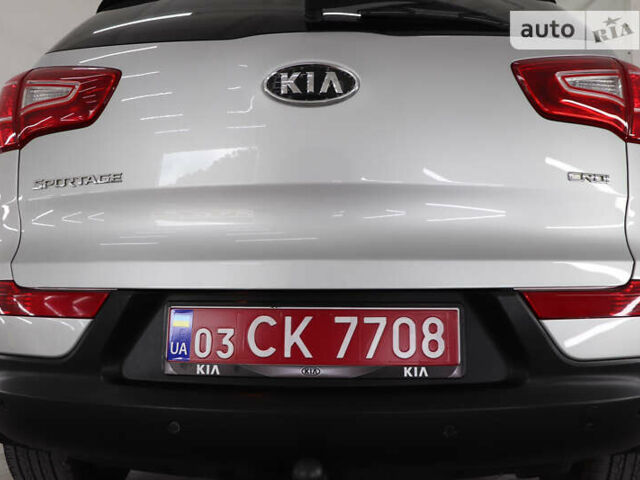 Серый Киа Sportage, объемом двигателя 2 л и пробегом 185 тыс. км за 12999 $, фото 232 на Automoto.ua