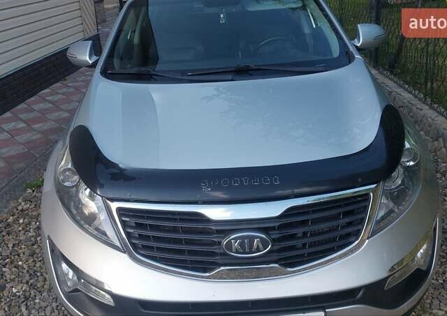 Серый Киа Sportage, объемом двигателя 1.69 л и пробегом 161 тыс. км за 10900 $, фото 3 на Automoto.ua