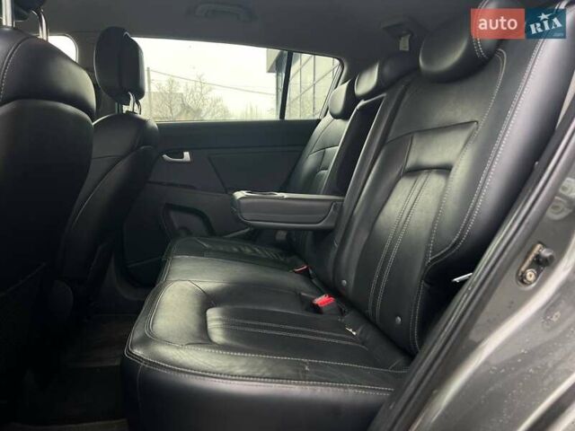 Серый Киа Sportage, объемом двигателя 2 л и пробегом 222 тыс. км за 14300 $, фото 17 на Automoto.ua