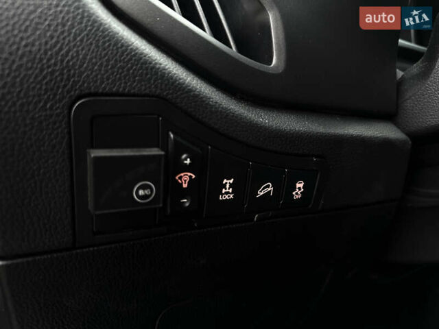 Серый Киа Sportage, объемом двигателя 2 л и пробегом 180 тыс. км за 10300 $, фото 15 на Automoto.ua