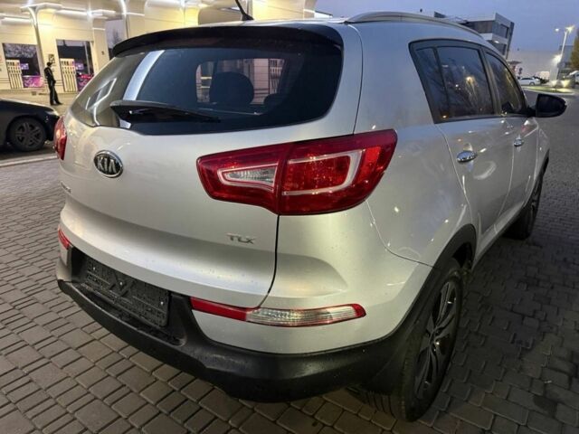 Серый Киа Sportage, объемом двигателя 2 л и пробегом 177 тыс. км за 13000 $, фото 4 на Automoto.ua
